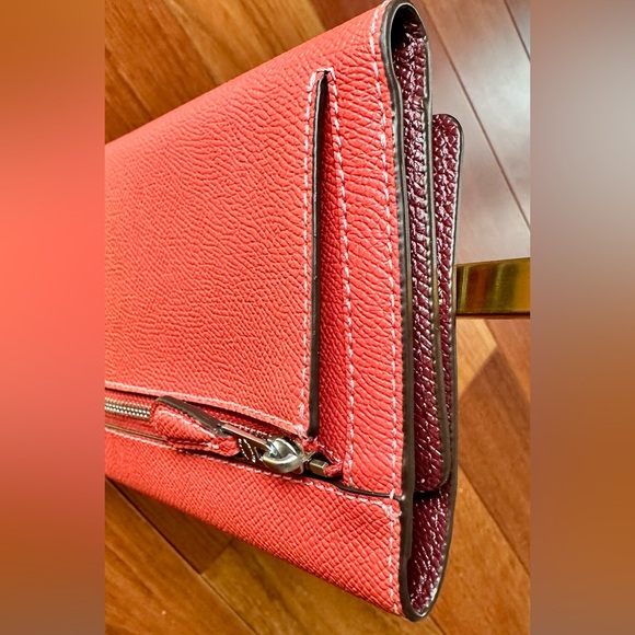 Coach Coral Leather Wallet EUC - Picture 8 of 9